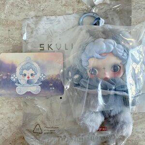 Pop Mart Skull Panda Plush Pendant - Dew